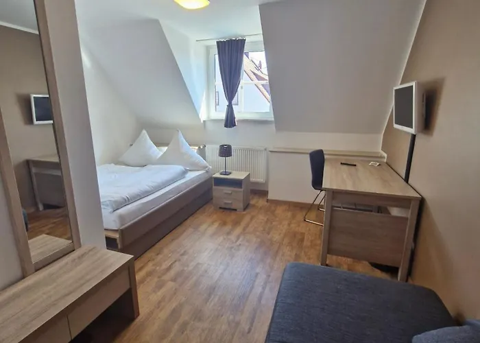 Landgasthof Moersbergei Otel 3*