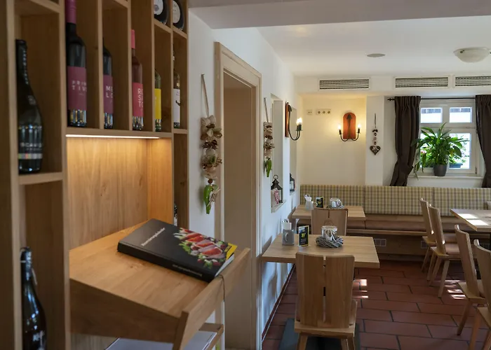 Otel Landgasthof Moersbergei Bubenreuth