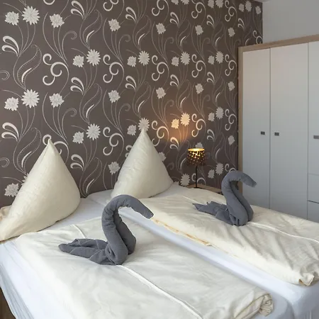Landgasthof Moersbergei Hotel