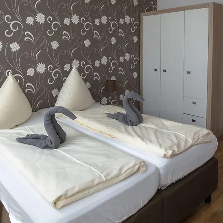 Landgasthof Moersbergei 3* Bubenreuth