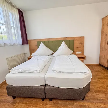 Landgasthof Moersbergei 3*