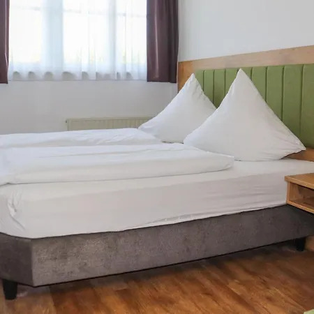 Landgasthof Moersbergei 3* Bubenreuth