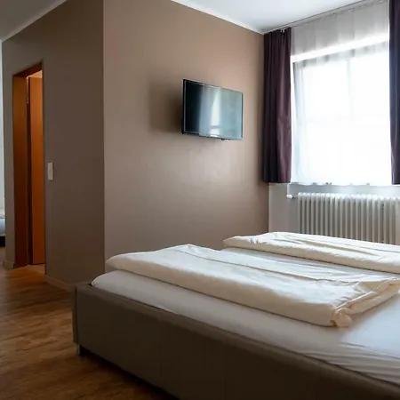 Landgasthof Moersbergei 3*